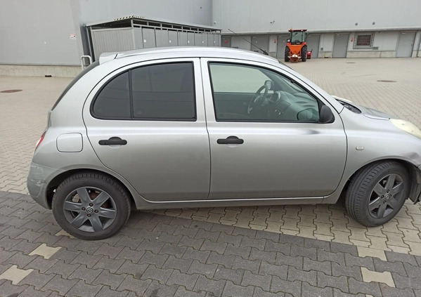 Nissan Micra cena 5700 przebieg: 226000, rok produkcji 2004 z Chełm małe 67